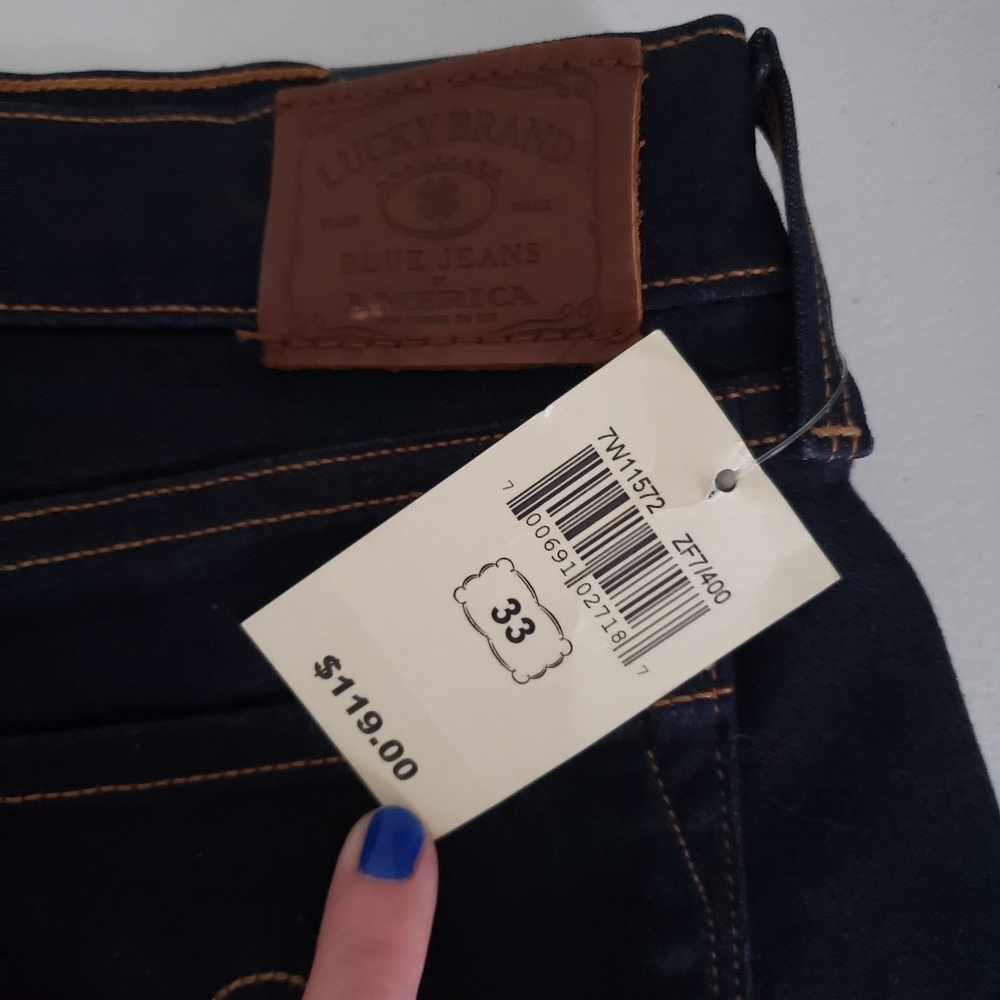 Lucky brand jeans.